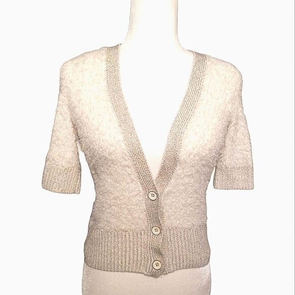 Decree Fuzzy Cream Gold Crop Sweater Size Medium - Picture 1 of 7